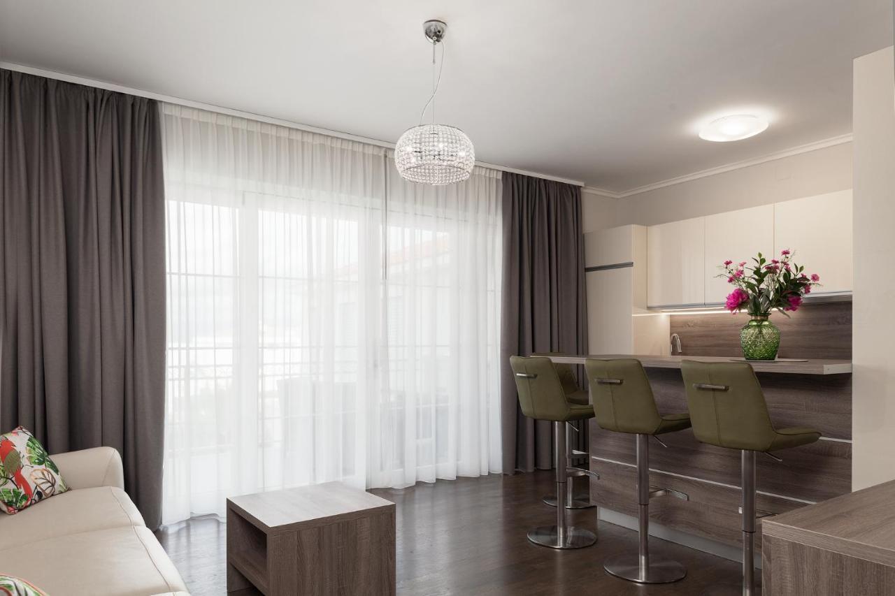 Deluxe Apartment Vila Carissa Малинска Екстериор снимка